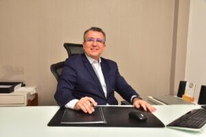 Leia mais sobre o artigo Augusto Correia Lima recebe Título de Cidadão Baiano na Alba