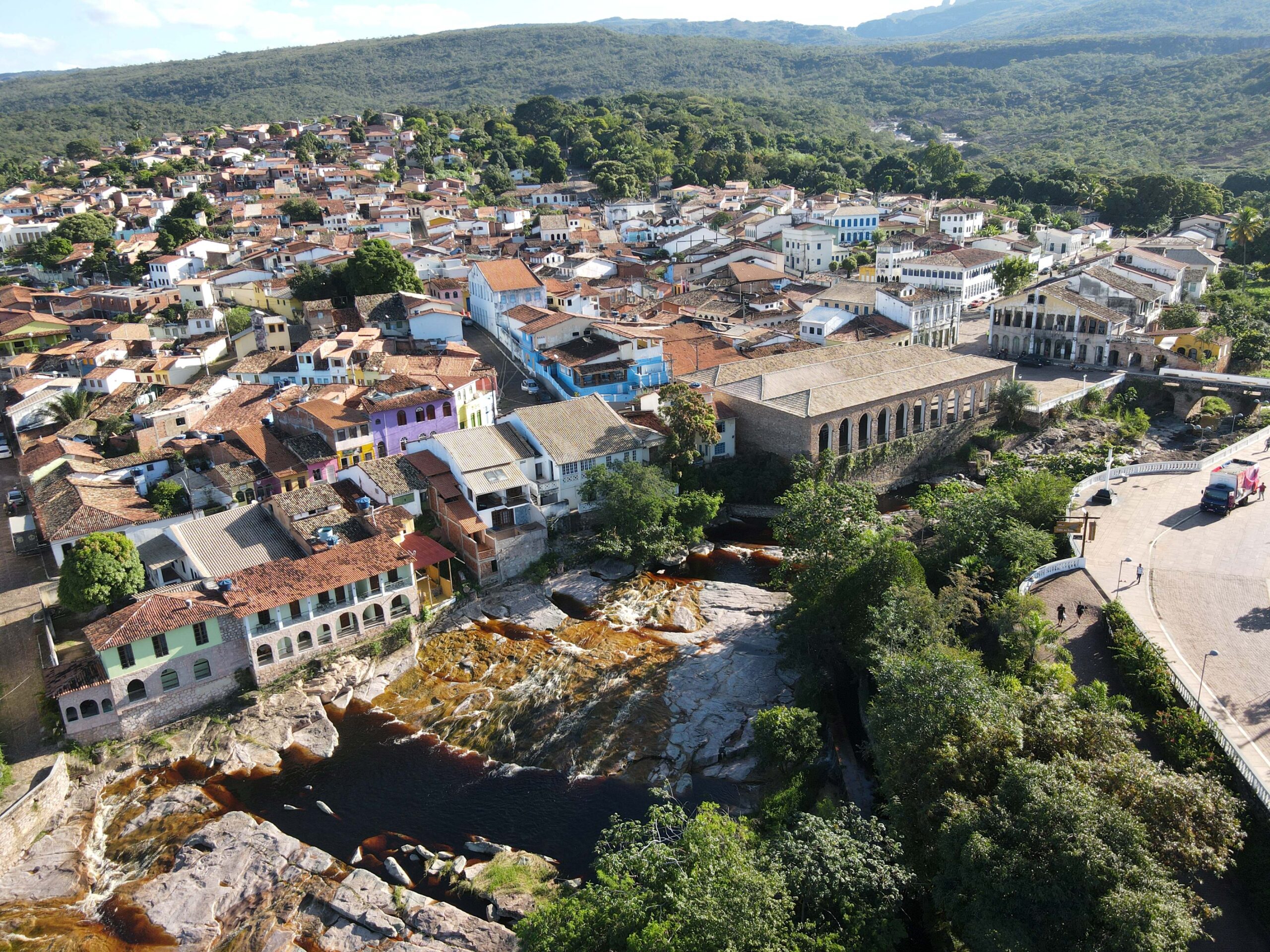 No momento, você está visualizando Festival de Lençóis 2025 promove o abraço entre música e natureza na Chapada Diamantina