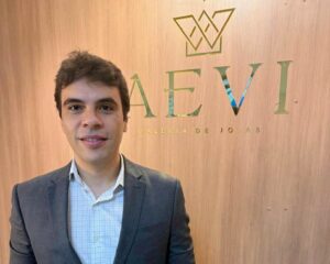 Leia mais sobre o artigo AEVI Galeria reflete nova era da joalheria baiana com autenticidade e sofisticação