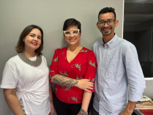 Leia mais sobre o artigo ATcom implementa protocolo pioneiro de IA para assessoria de comunicação