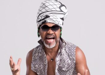 Final de semana com nomes internacionais no MMA e música no Cage Masters Fighting, no Candyall Guetho Square