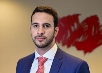 Matheus de Mello Adães consolida trajetória jurídica e passa a atuar junto aos tribunais superiores em Brasília