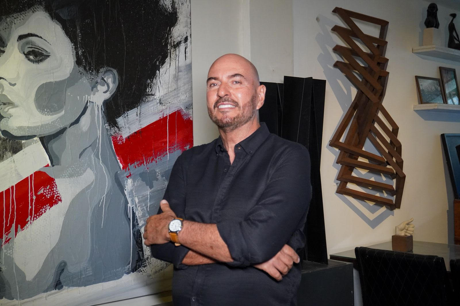 No momento, você está visualizando Elegância e arte marcam a estreia do Espaço Galeria, no Rio Vermelho