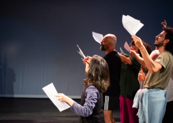 Companhia brasileira de teatro chega a Salvador com residência artística, seminário e apresentações abertas ao público