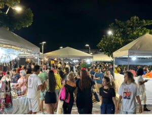 Leia mais sobre o artigo Feira de Variedades movimenta o Rio Vermelho entre os dias 14 e 17 com artesanato, gastronomia e atrações culturais