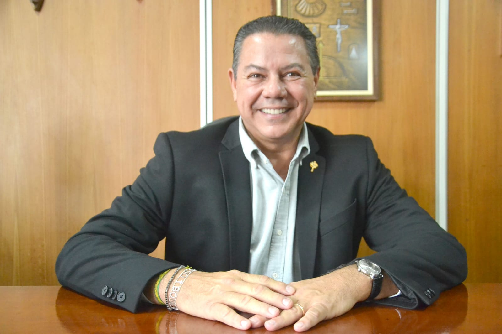 No momento, você está visualizando Marcelo Sacramento celebra aniversário cercado de homenagens e carinho da família