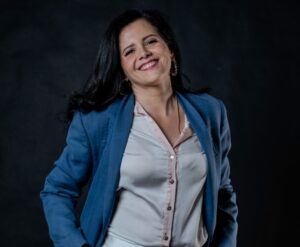 Leia mais sobre o artigo Atriz e jornalista lança curso de oratória com técnicas de teatro e do telejornalismo.
