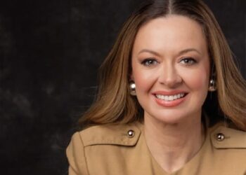 Isabela Suarez debate sustentabilidade do mercado imobiliário