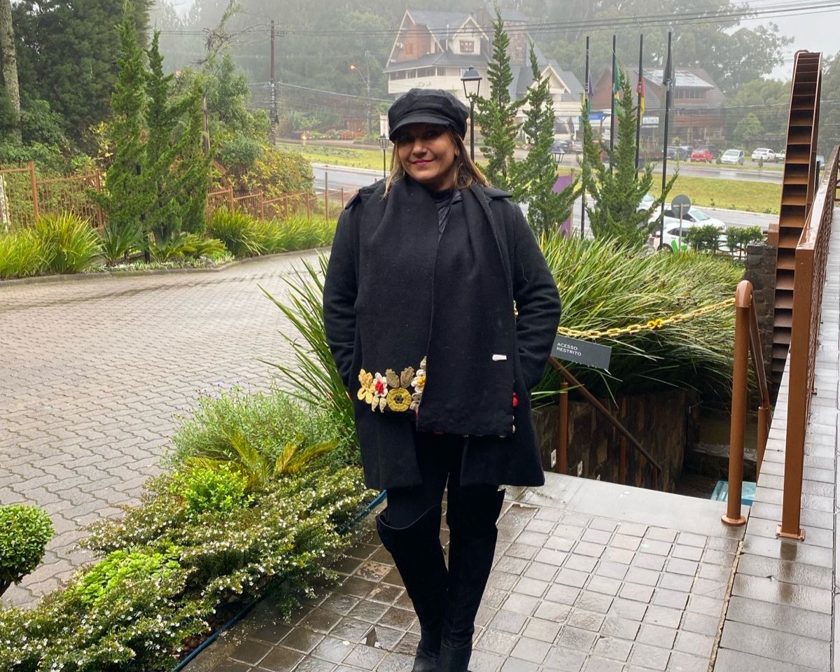 No momento, você está visualizando Inverno em Gramado: Ana Cláudia Queiroz aproveita recesso nas festas juninas