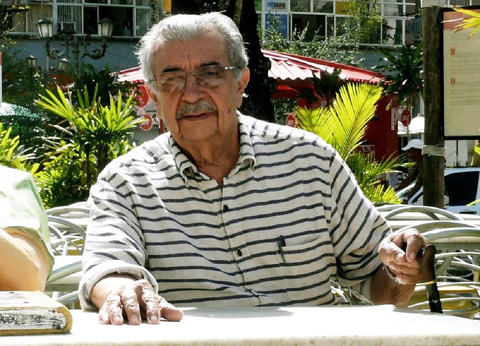 No momento, você está visualizando Florisvaldo Mattos será homenageado com a Comenda Dois de Julho em Sessão Solene na ALBA