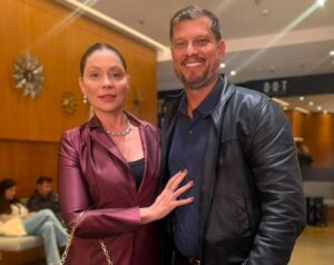 Leia mais sobre o artigo Heliana Santiago e Igor Amado apresentam inovação em harmonização facial para grandes clínicas do país