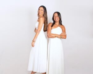 Leia mais sobre o artigo Silvia Lecticia e Tays Mota, da Sense2 Arquitetura estreiam na CASACOR Bahia 2026 com a Adega Latência