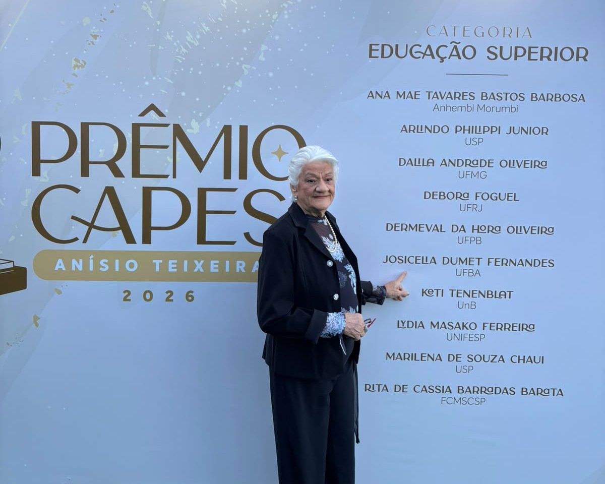 No momento, você está visualizando Professora da UFBA recebeu uma das maiores honrarias da educação brasileira